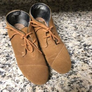 Tom Booties